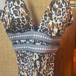 Swimsuits For All Cream and Black Swimsuit